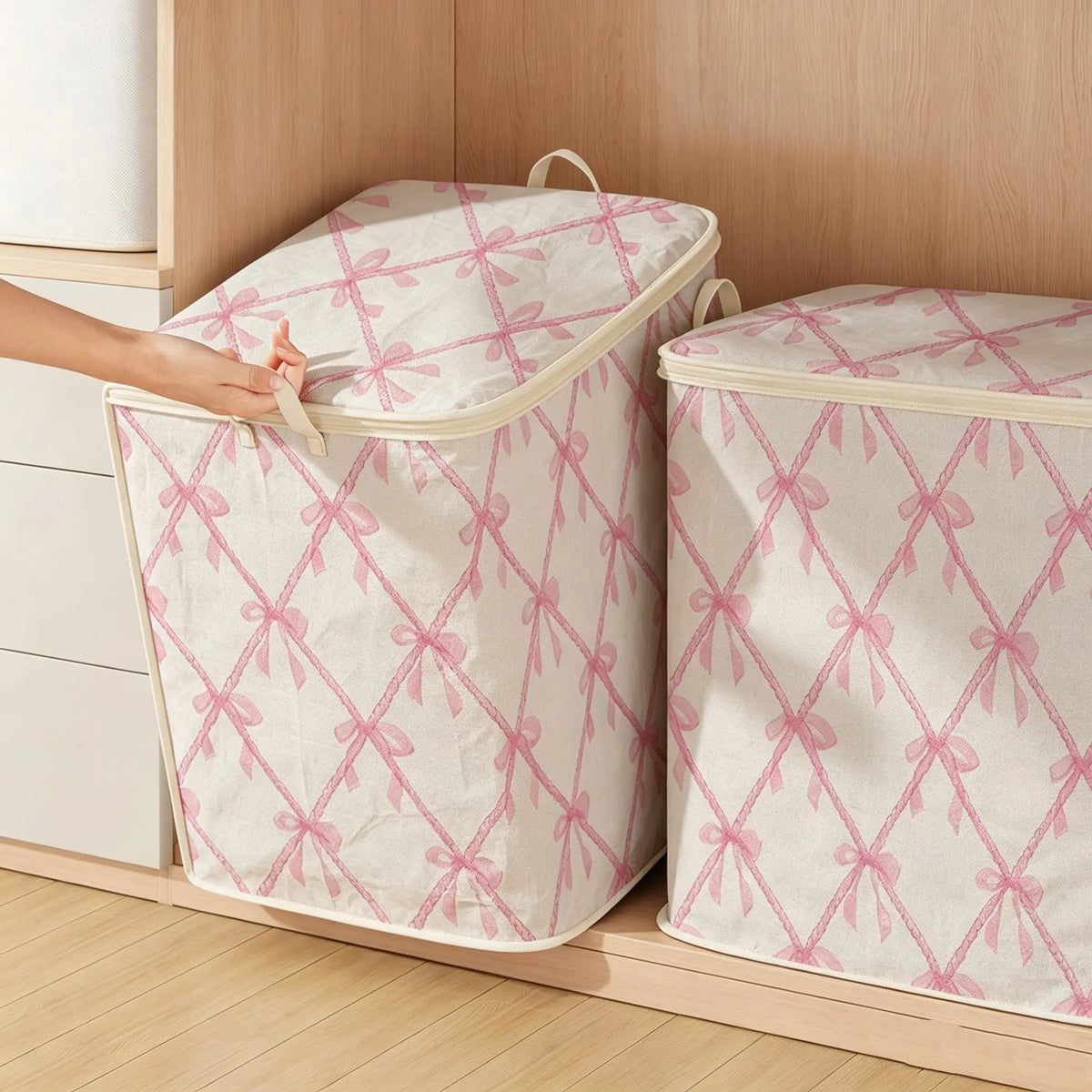 Large Capacity Lidded Storage Box, Storage Organizer Bins, Bow Print Bag, Durable Non-Woven Fabric, Perfect Home Gift for Blankets, Quilts, Clothes