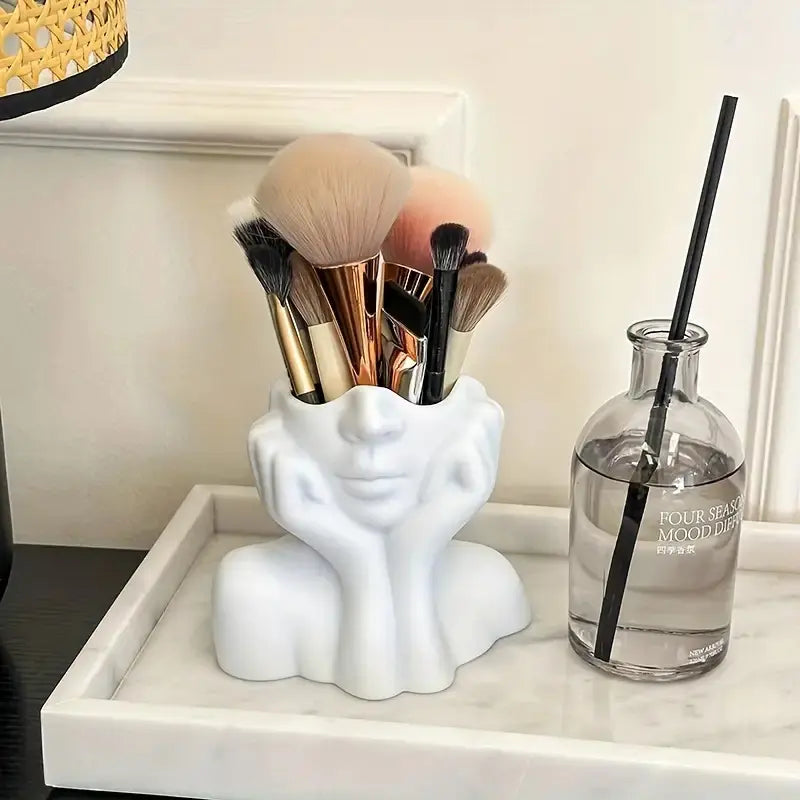 Face-Shaped Makeup Brush Holder - White Vanity Organizer, Cosmetics Organizer Storage, Makeup Tool Organizer with Eyebrow Pencil Slots, Portable & No Assembly Needed for Desk/Bathroom