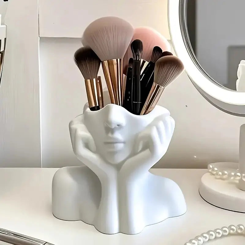 Face-Shaped Makeup Brush Holder - White Vanity Organizer, Cosmetics Organizer Storage, Makeup Tool Organizer with Eyebrow Pencil Slots, Portable & No Assembly Needed for Desk/Bathroom