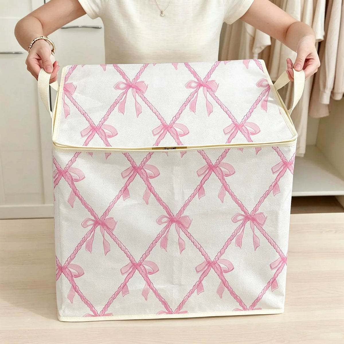 Large Capacity Lidded Storage Box, Storage Organizer Bins, Bow Print Bag, Durable Non-Woven Fabric, Perfect Home Gift for Blankets, Quilts, Clothes